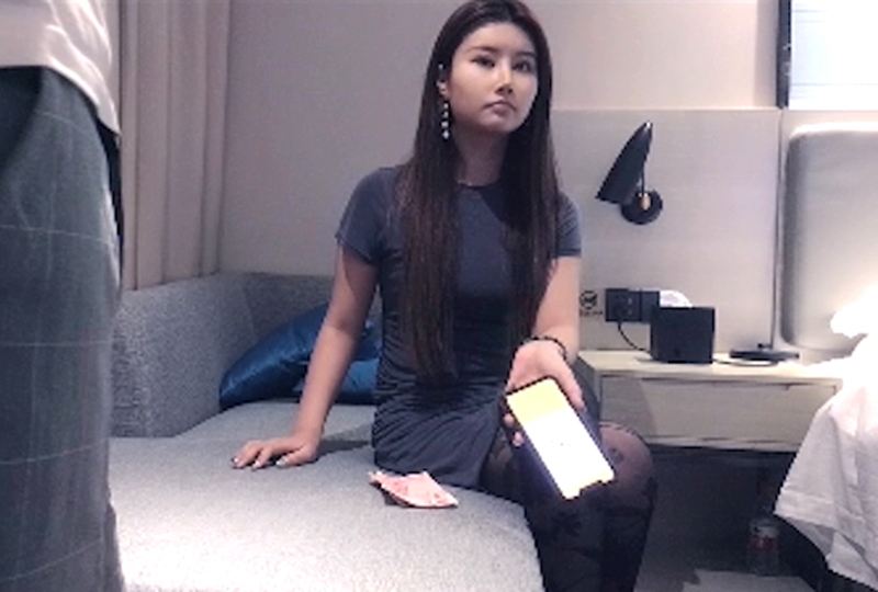 无码人妻一区二区免费AV-英语老师解开裙子坐我腿中间 - 97视频网最近最新中文字幕大全高清版