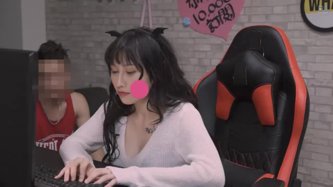边添小泬边狠狠躁视频 - BD韩语免费播放